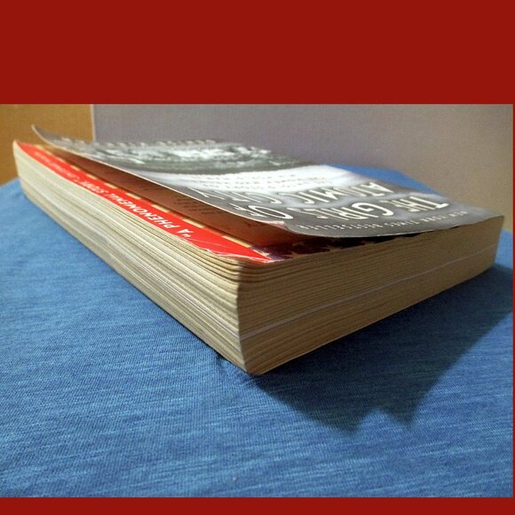 Book-The Girls of Atomic City: The Untold Story of the Women Who Helped Win WWII - Picture 14 of 16